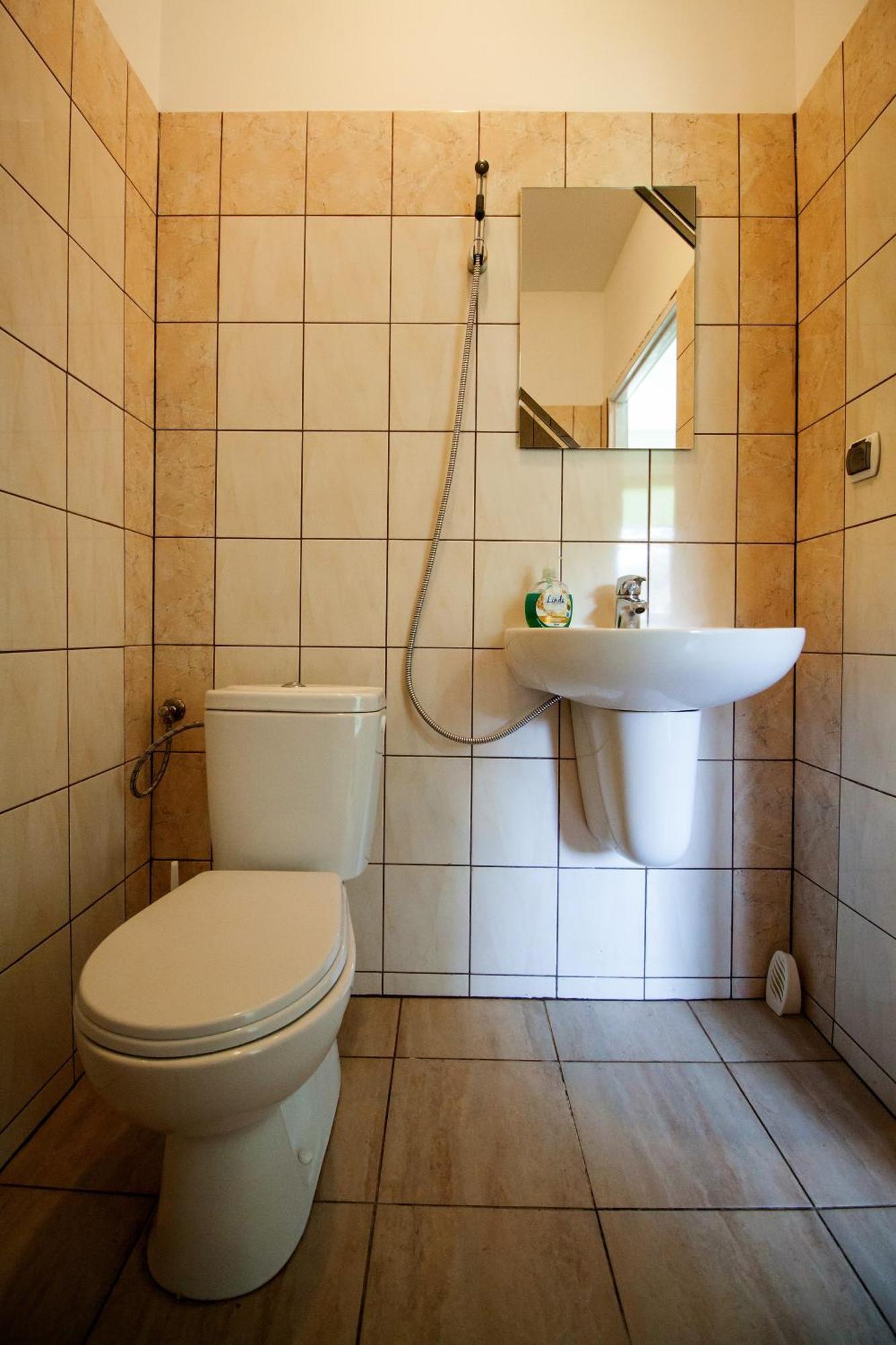 Kremenaros Hostel Ustrzyki Gorne Phòng bức ảnh