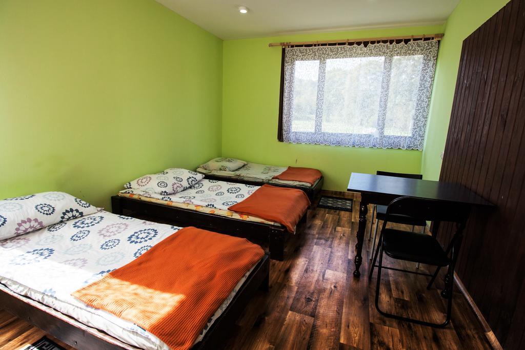 Kremenaros Hostel Ustrzyki Gorne Ngoại thất bức ảnh